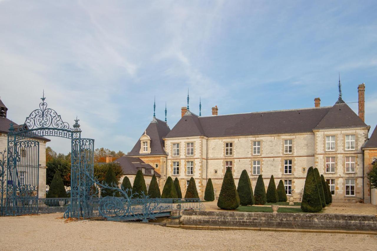 Chateau De Vitry-La-Ville Exteriör bild
